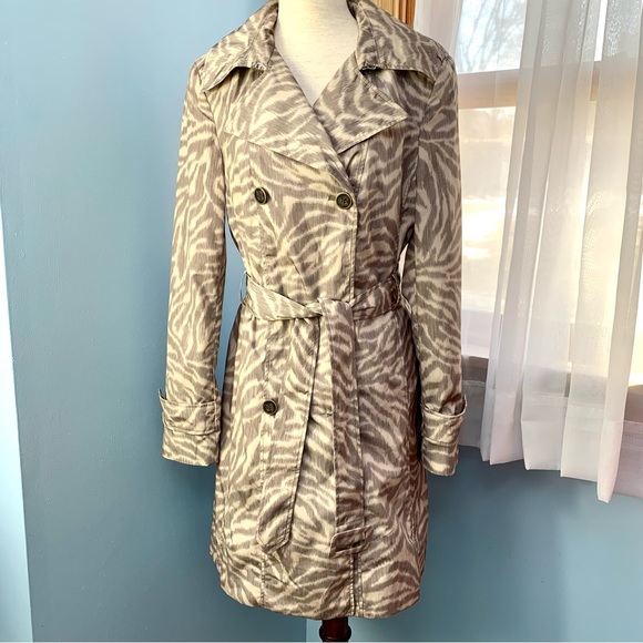 Calvin Klein Animal Print Trench Coat - Picture 6 of 8